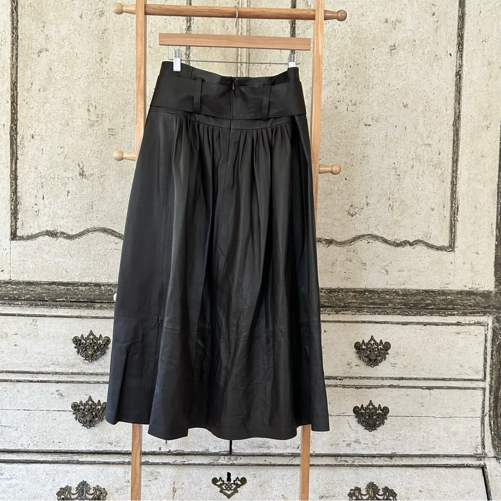 Vince BNWT gorgeous lamb skin brown leather pleated midi skirt w attached  belt. - Picture 5 of 9